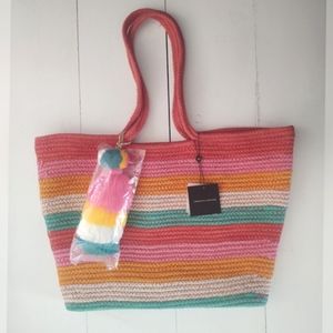 America & Beyond striped bucket bag beach tote New